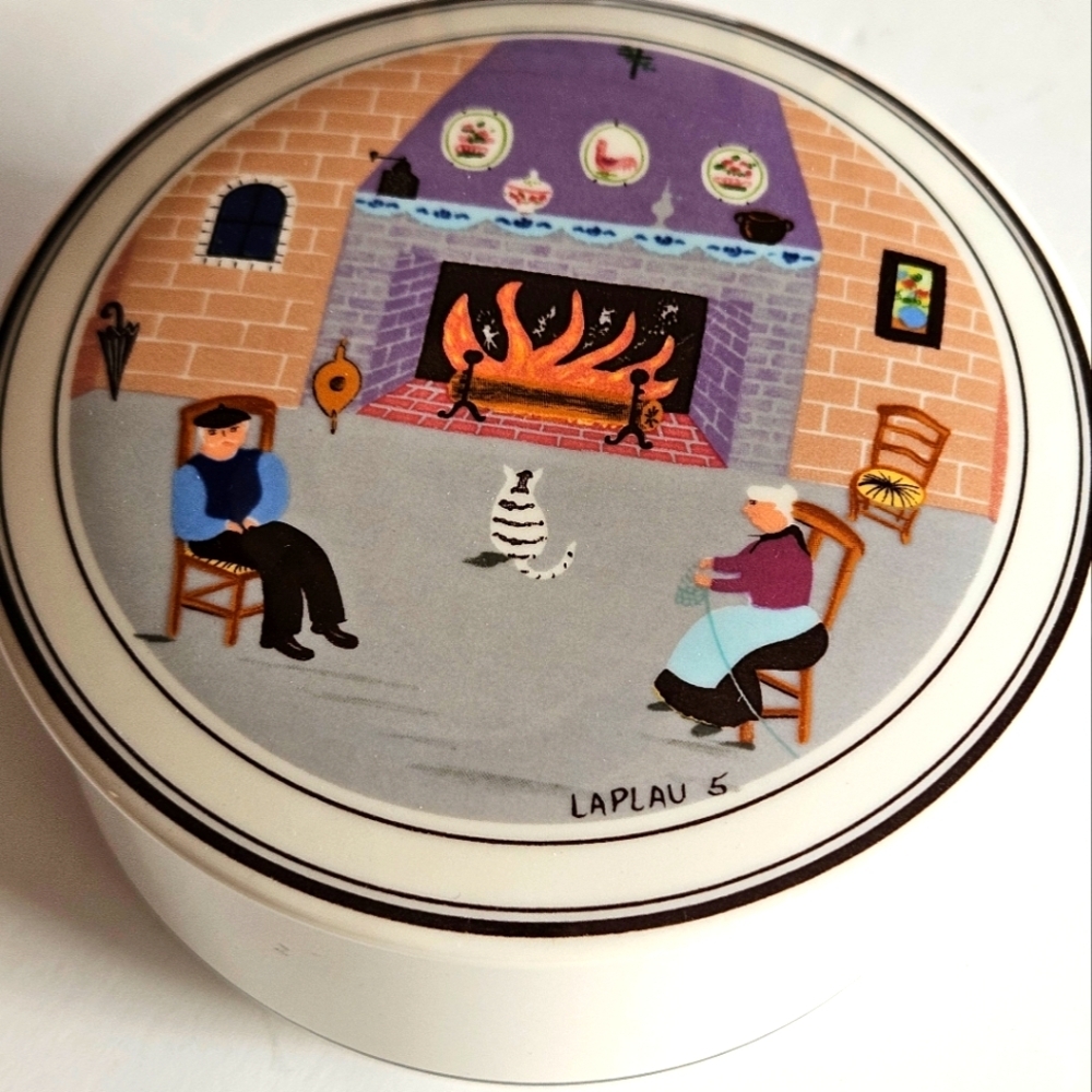 Vintage Villeroy & Boch German Porcelain Trinket Box